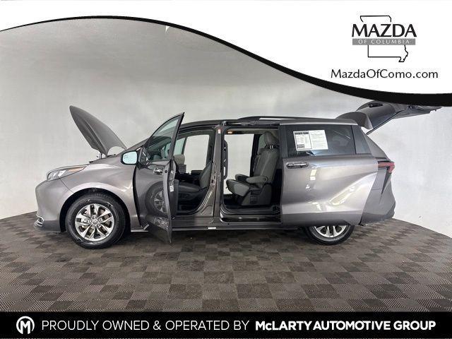 used 2024 Toyota Sienna car, priced at $38,500
