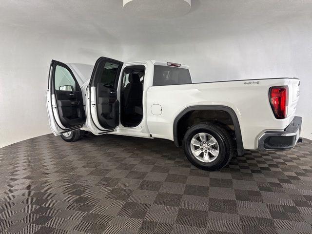 used 2022 GMC Sierra 1500 Limited car, priced at $28,500