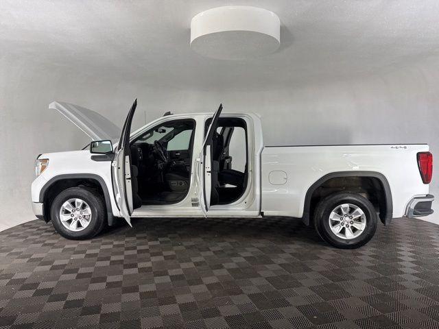 used 2022 GMC Sierra 1500 Limited car, priced at $28,500