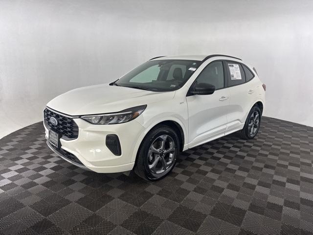 used 2024 Ford Escape car, priced at $20,200