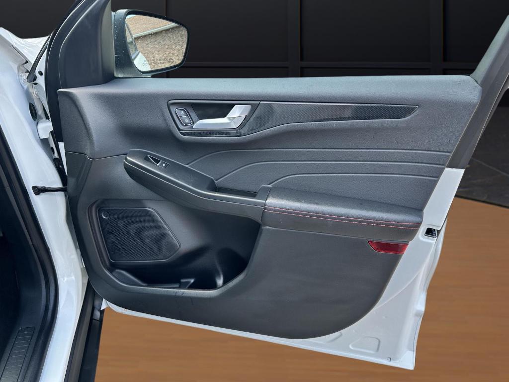 used 2023 Ford Escape car, priced at $25,995