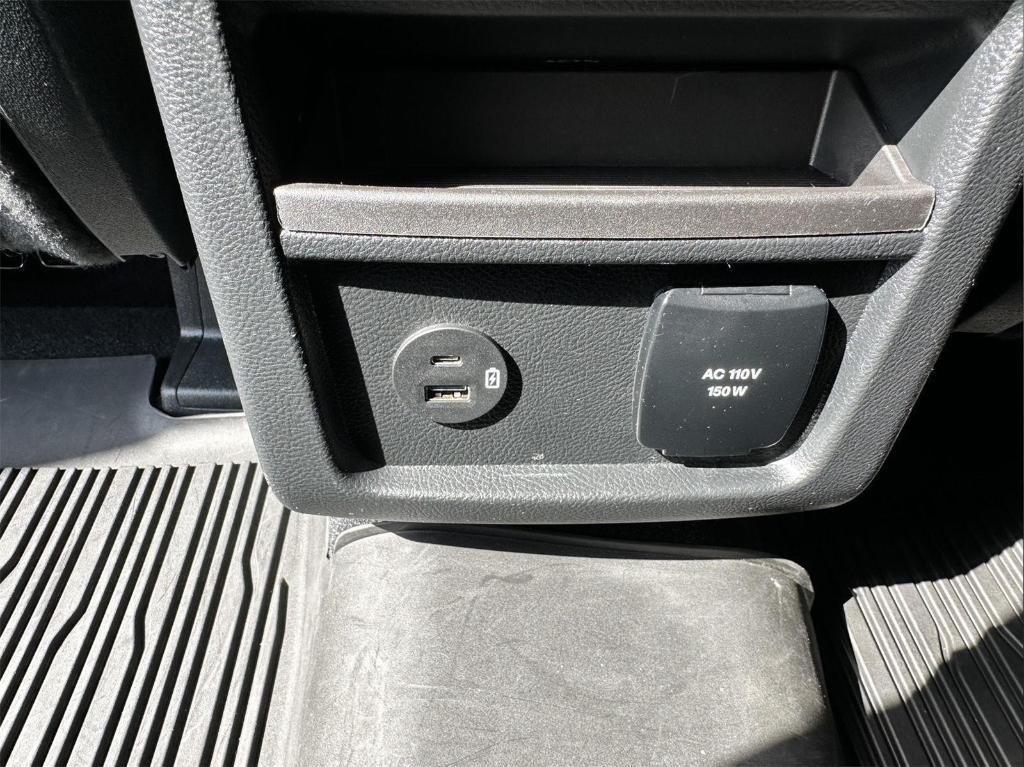 used 2022 Ford Edge car, priced at $24,895