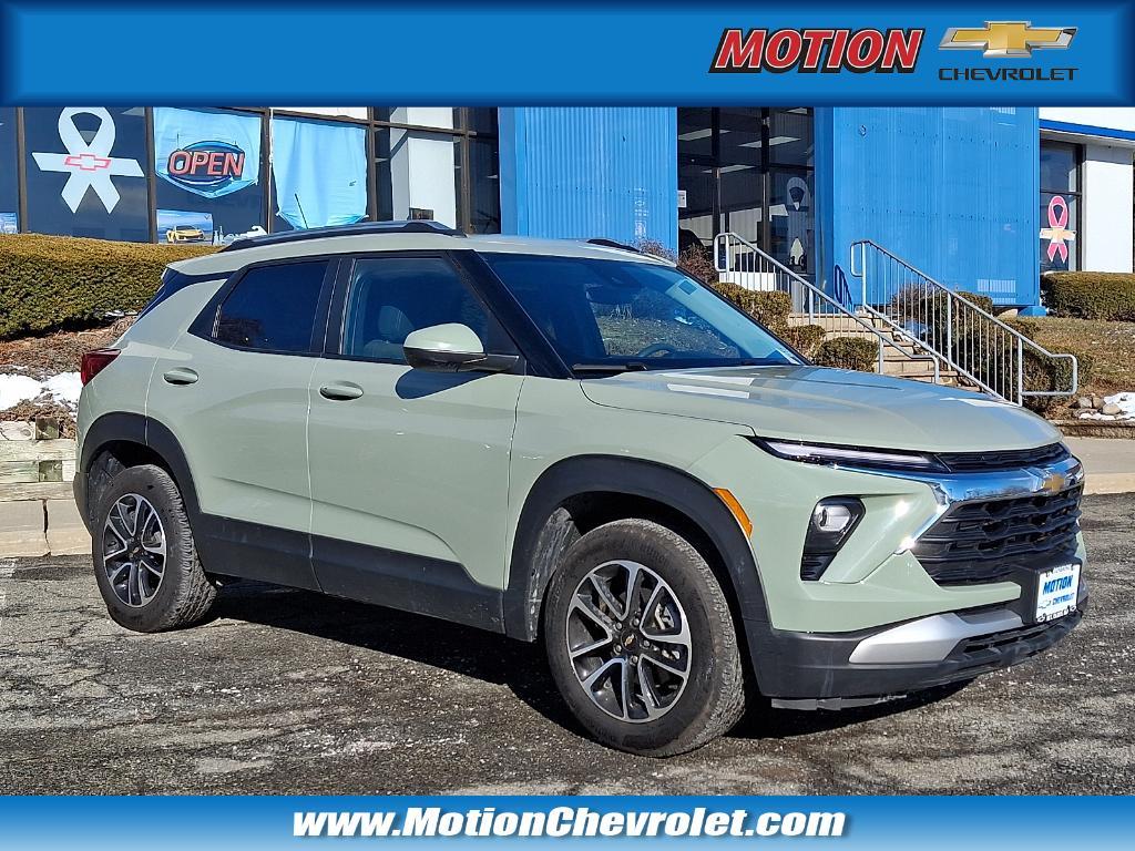 used 2025 Chevrolet TrailBlazer car, priced at $25,995