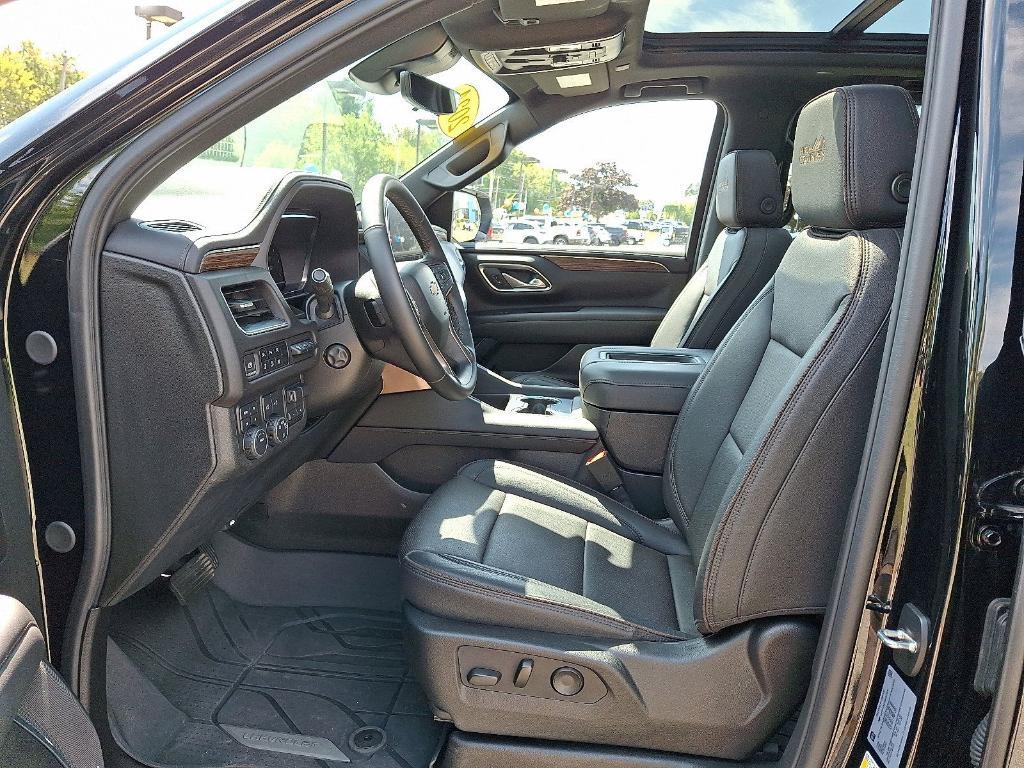 used 2024 Chevrolet Tahoe car, priced at $73,999