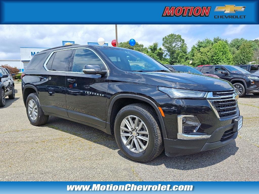 used 2023 Chevrolet Traverse car, priced at $29,256
