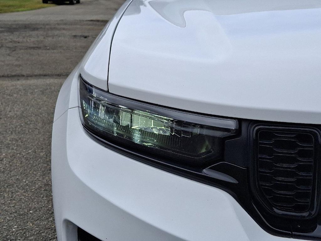 used 2023 Jeep Grand Cherokee car, priced at $30,243