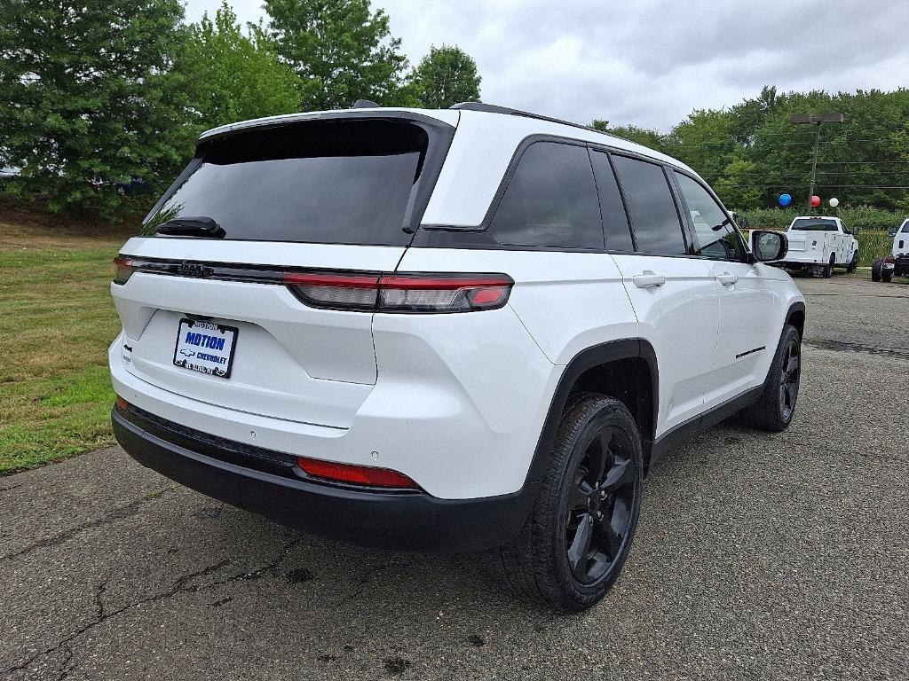 used 2023 Jeep Grand Cherokee car, priced at $30,243