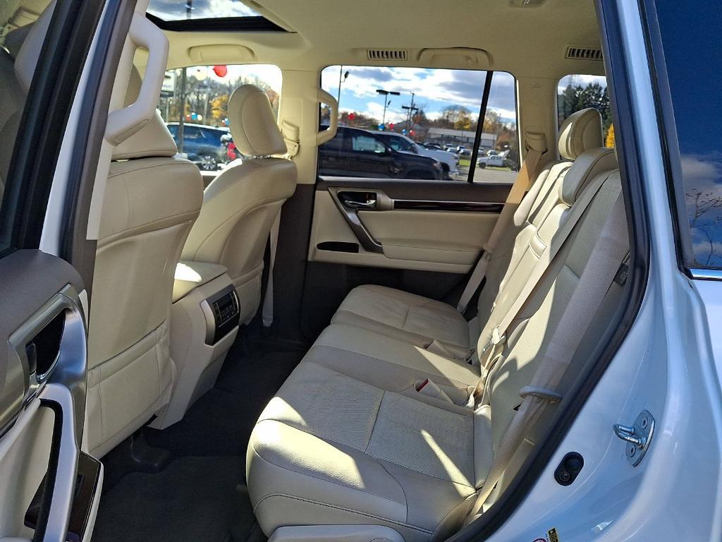 used 2017 Lexus GX 460 car, priced at $26,855
