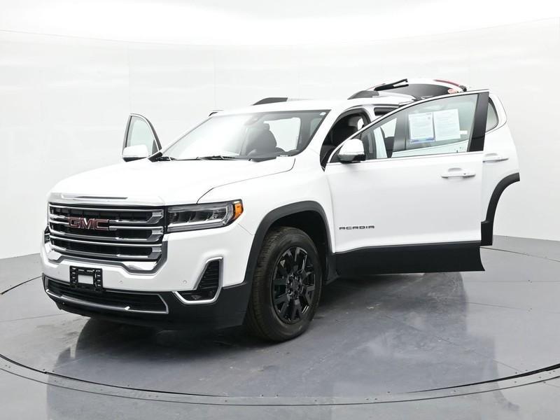 used 2023 GMC Acadia car, priced at $23,995