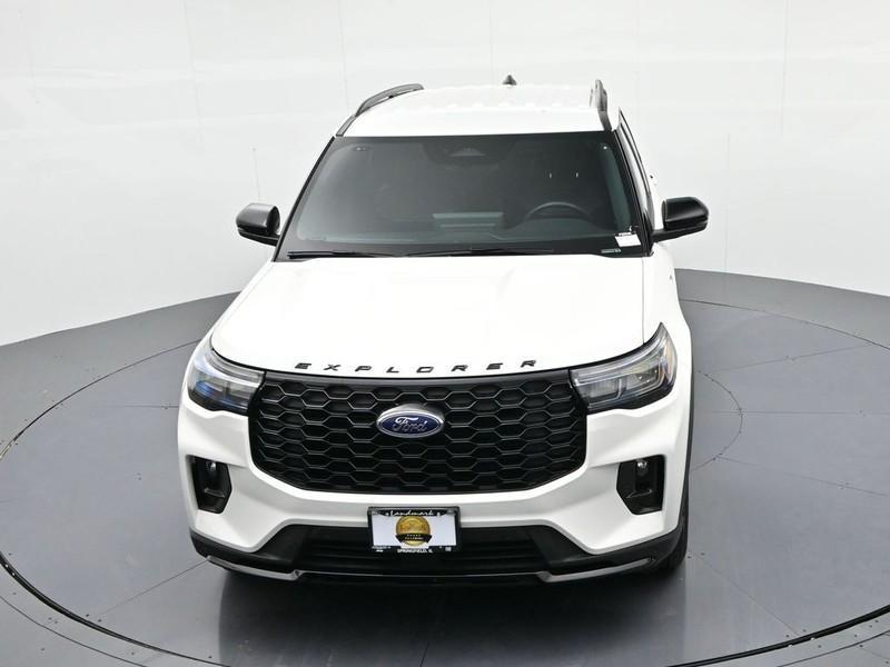 used 2025 Ford Explorer car, priced at $38,990