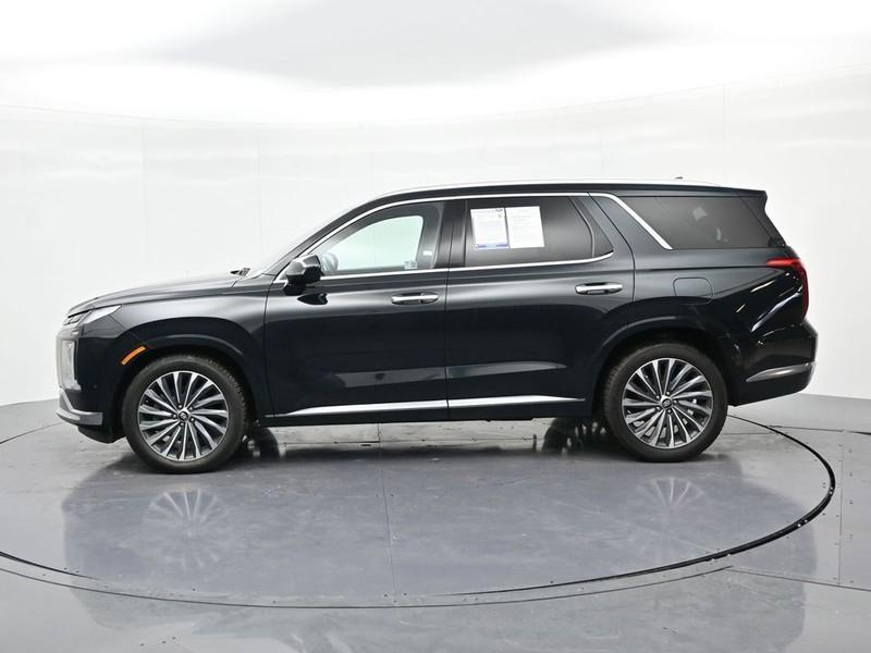 used 2024 Hyundai Palisade car, priced at $37,250
