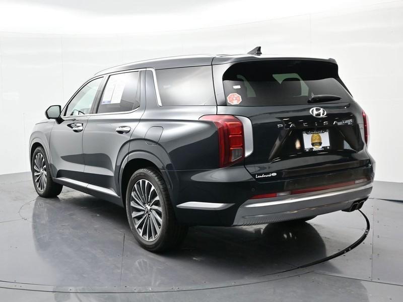 used 2024 Hyundai Palisade car, priced at $37,250