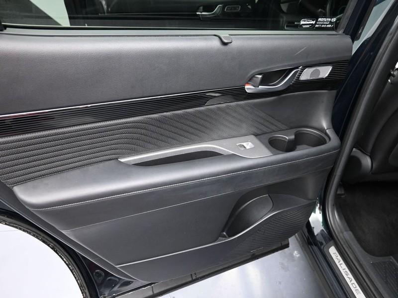 used 2024 Hyundai Palisade car, priced at $37,250