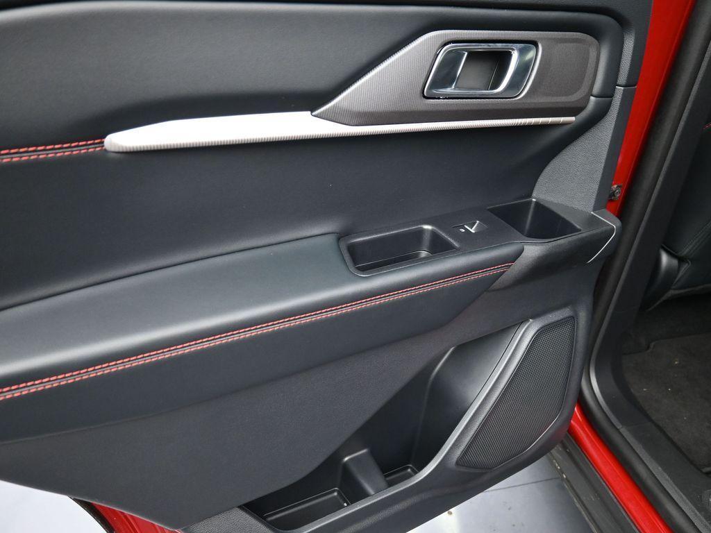 new 2025 Ford Explorer car, priced at $47,090