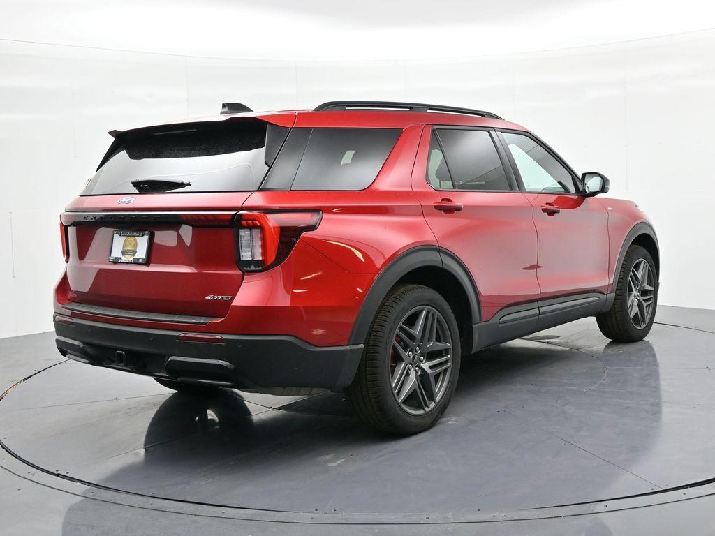 new 2025 Ford Explorer car, priced at $47,090