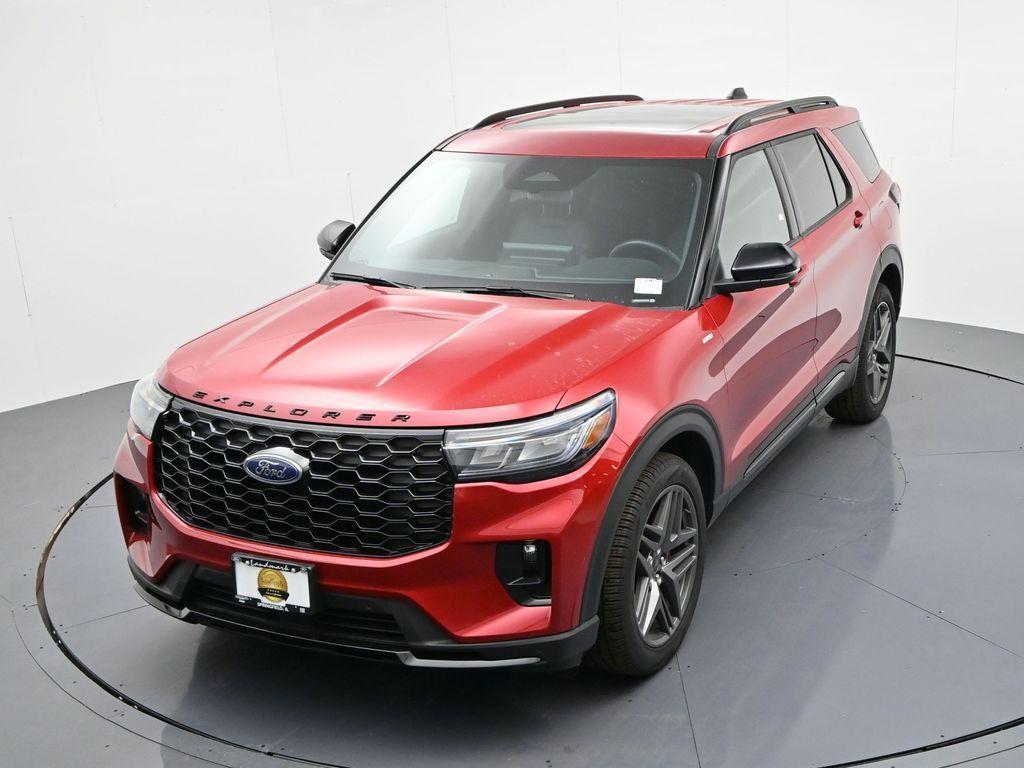 new 2025 Ford Explorer car, priced at $47,090