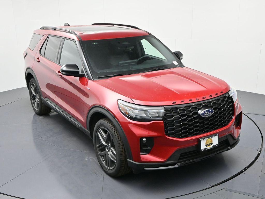 new 2025 Ford Explorer car, priced at $47,090