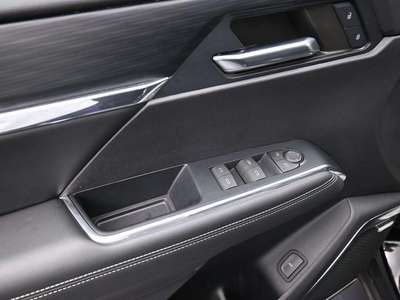 used 2024 GMC Acadia car, priced at $35,990