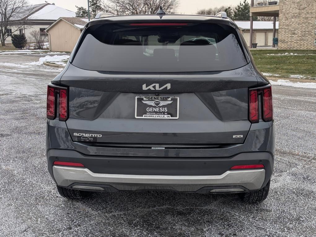 used 2025 Kia Sorento car, priced at $31,398
