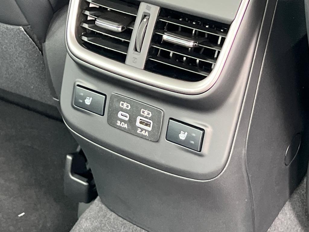 new 2025 Subaru Legacy car, priced at $33,158