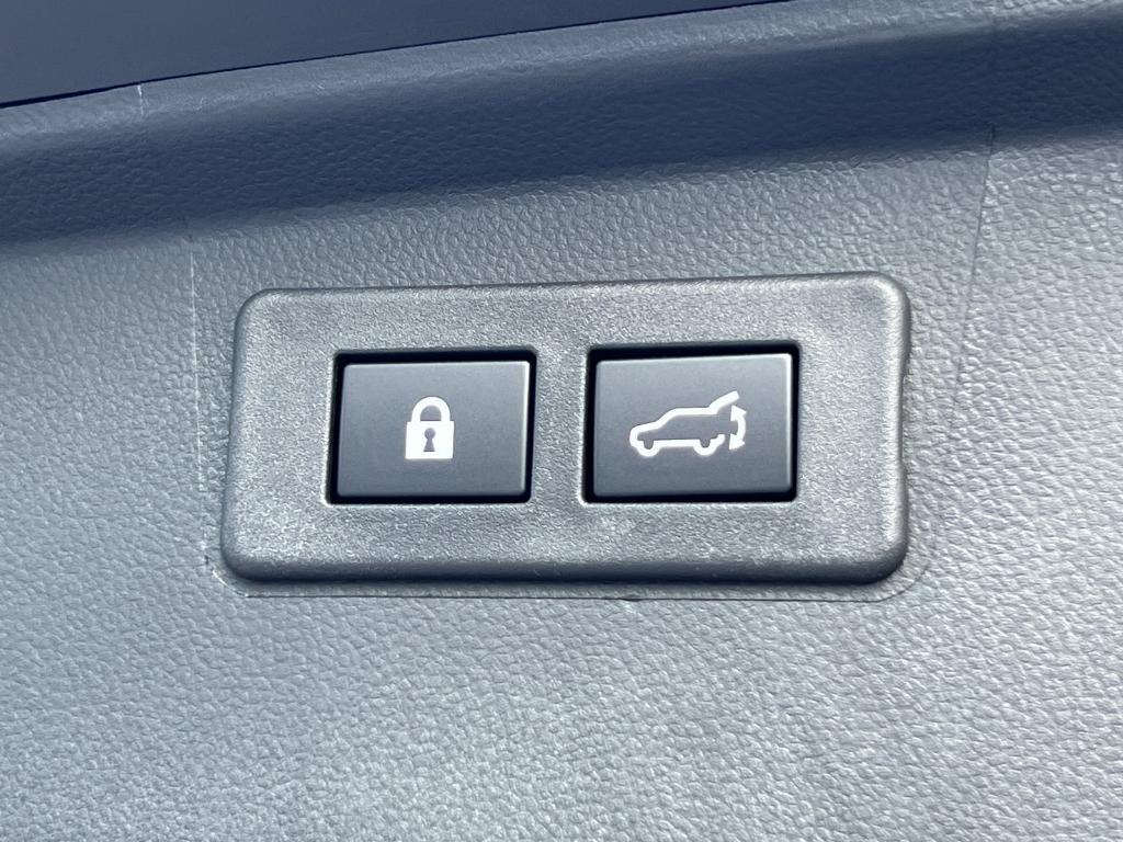 new 2025 Subaru Outback car, priced at $39,321