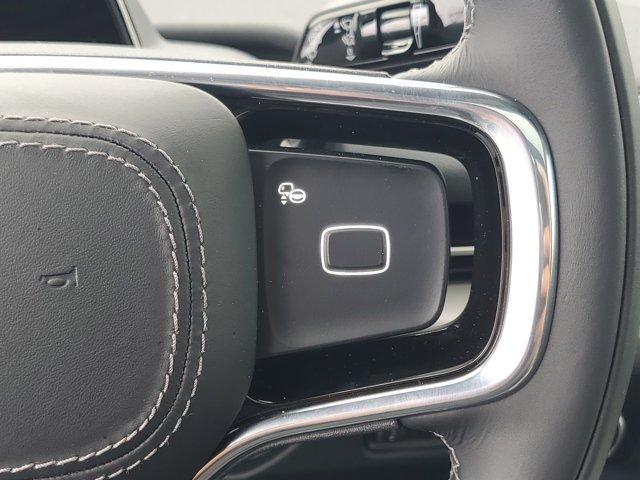 new 2025 Lincoln Navigator car, priced at $94,312