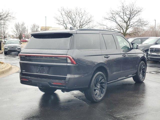 new 2025 Lincoln Navigator car, priced at $94,312