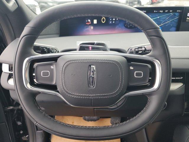 new 2025 Lincoln Navigator car, priced at $94,481