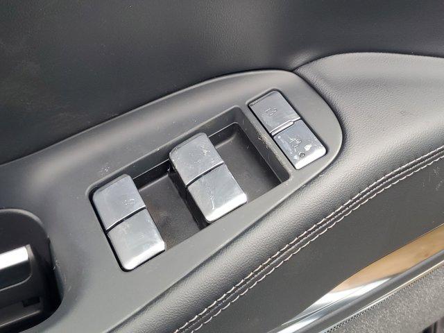 new 2025 Lincoln Navigator car, priced at $94,481