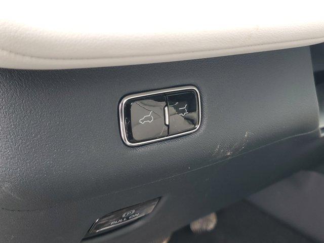 new 2026 Lincoln Navigator car, priced at $99,214