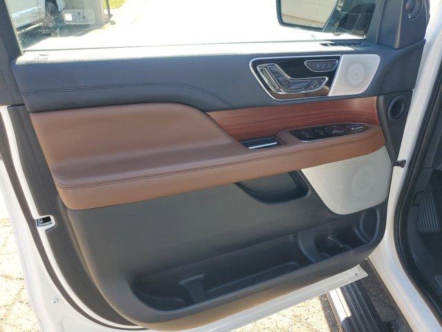 used 2022 Lincoln Navigator car, priced at $58,995
