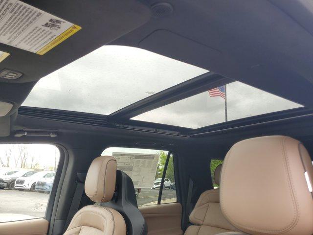 new 2026 Lincoln Navigator car, priced at $113,759