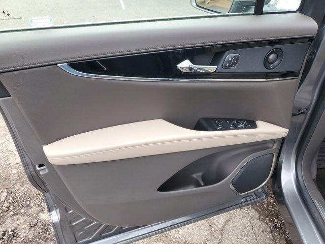 used 2022 Lincoln Nautilus car, priced at $38,995