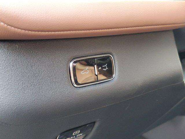 new 2026 Lincoln Navigator car, priced at $95,644