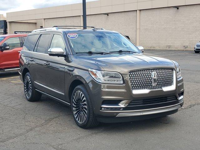used 2021 Lincoln Navigator car, priced at $53,995