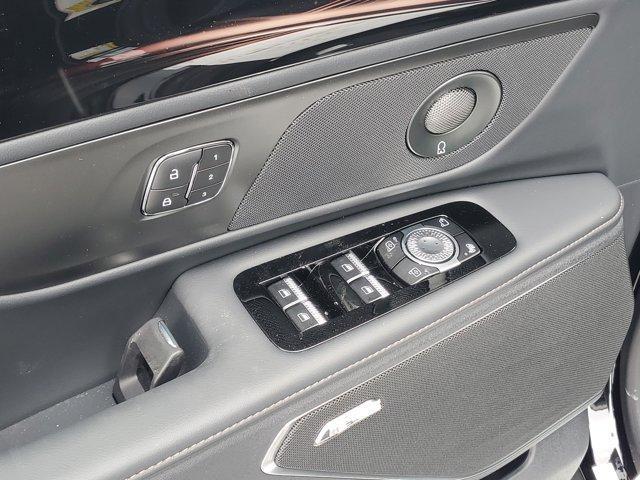 new 2026 Lincoln Nautilus car, priced at $60,111