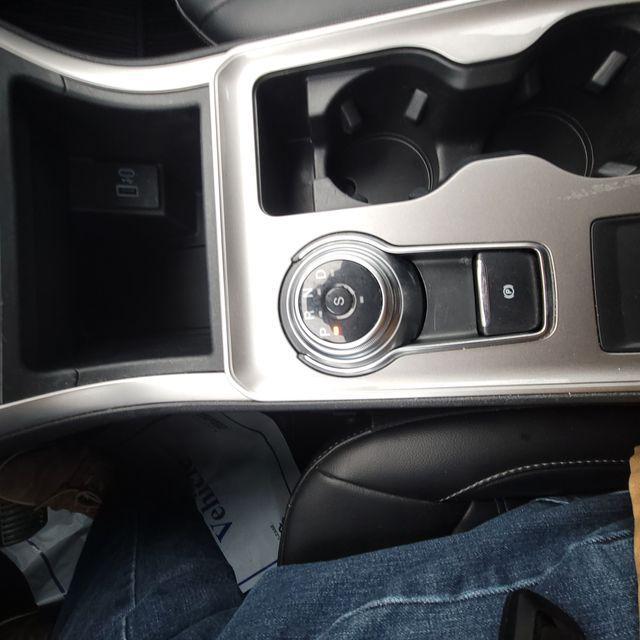 used 2024 Ford Edge car, priced at $27,500