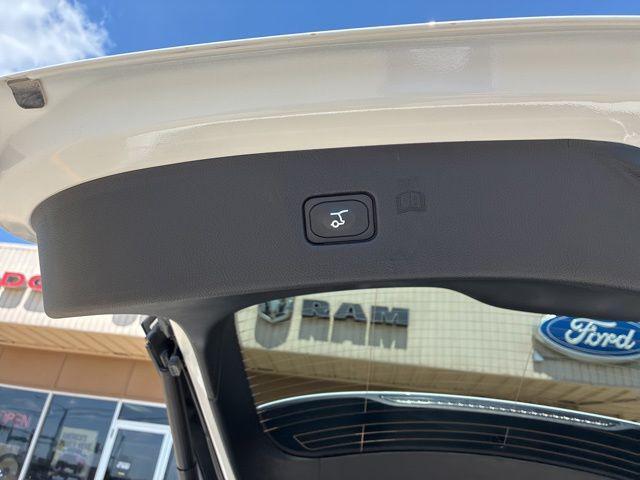 used 2024 Ford Edge car, priced at $29,500