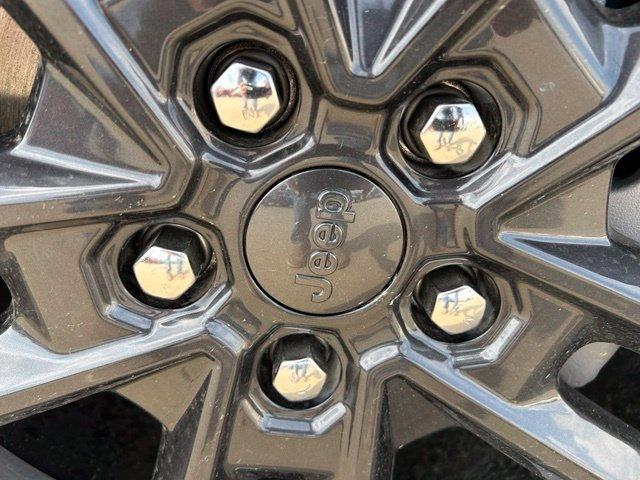 new 2026 Jeep Grand Cherokee car, priced at $43,283