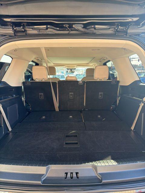used 2024 Ford Expedition car, priced at $50,500