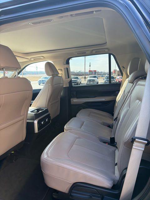 used 2024 Ford Expedition car, priced at $50,500