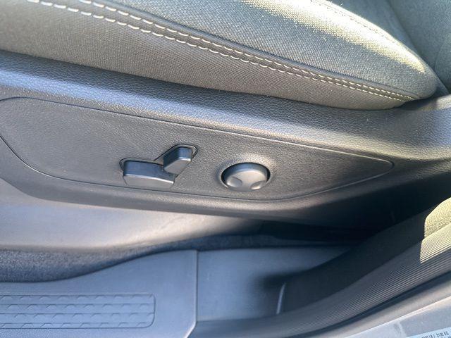 new 2025 Ram 1500 car, priced at $42,883