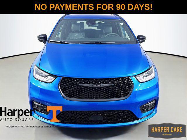 new 2026 Chrysler Pacifica car, priced at $42,663