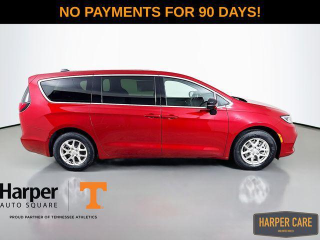 new 2026 Chrysler Pacifica car, priced at $40,157