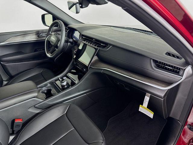 new 2025 Jeep Grand Cherokee car, priced at $49,241