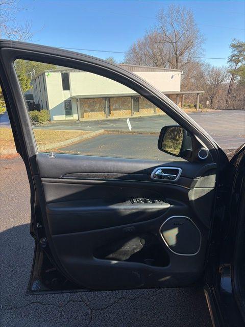 used 2018 Jeep Grand Cherokee car, priced at $14,979