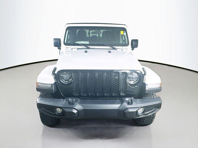 used 2022 Jeep Gladiator car, priced at $27,793