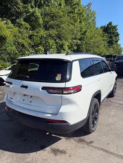 used 2023 Jeep Grand Cherokee L car, priced at $27,189