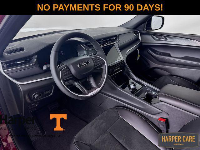 new 2025 Jeep Grand Cherokee car, priced at $42,520