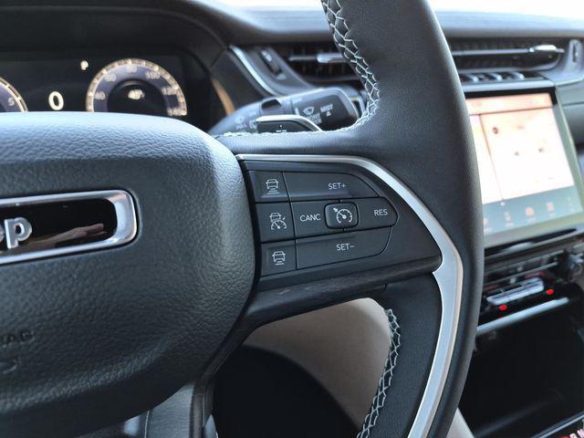 new 2025 Jeep Grand Cherokee car, priced at $38,489